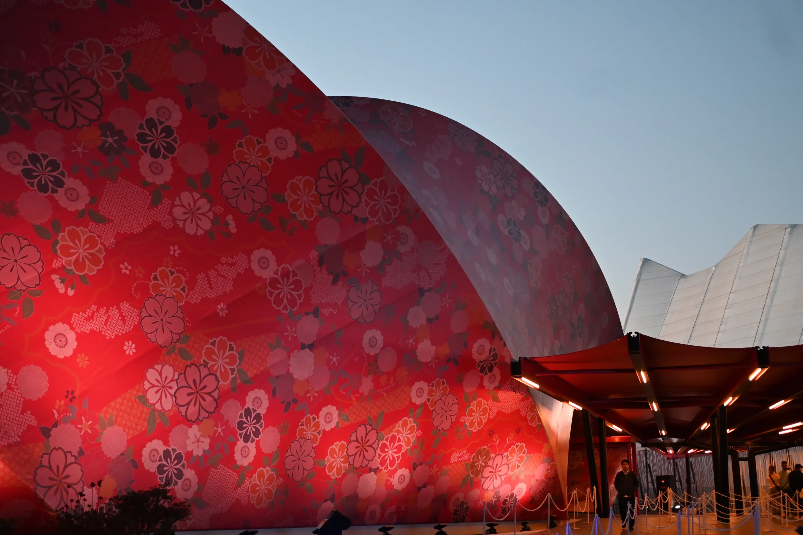 Bold red dome decorated with nishi