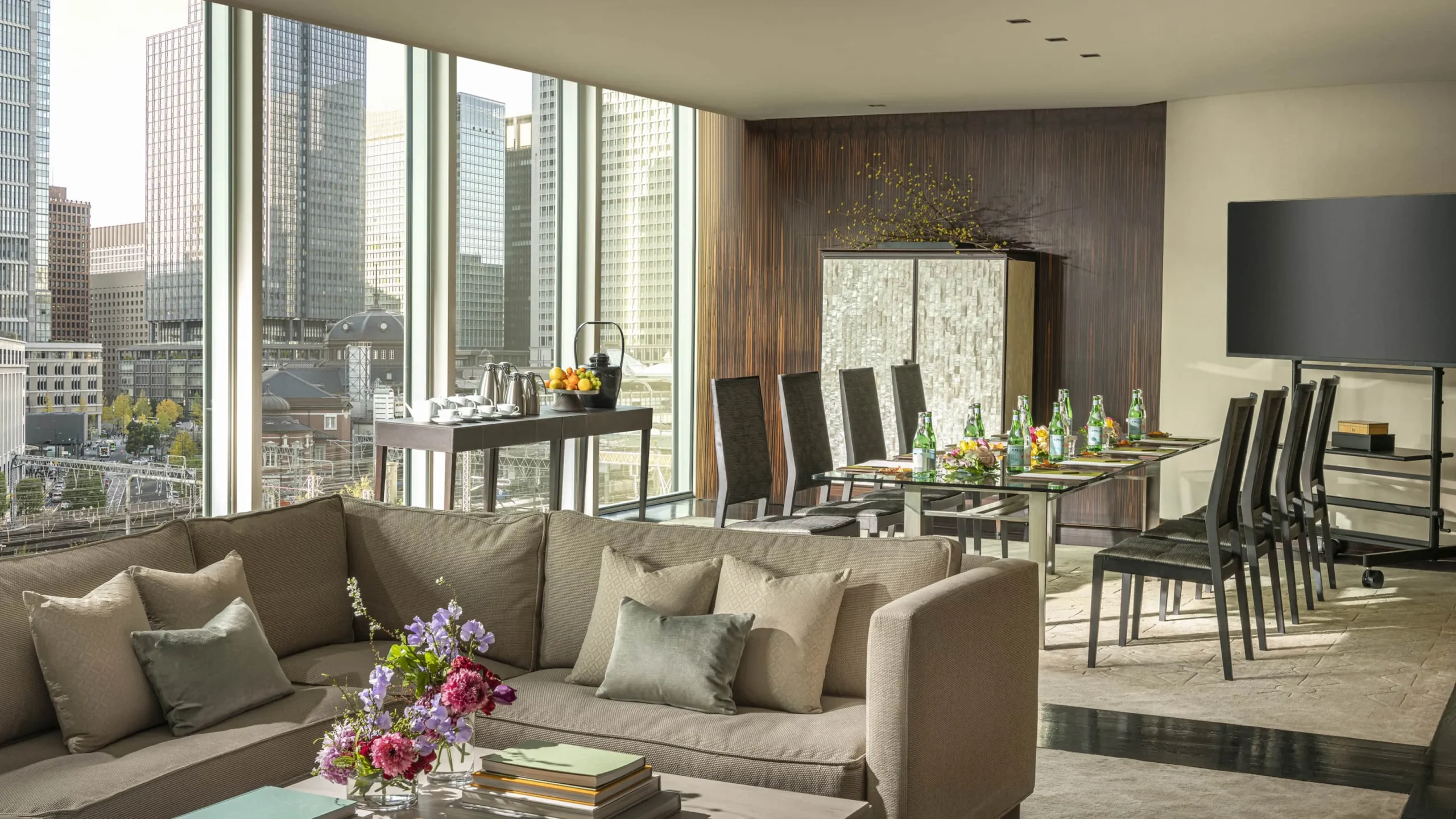 Four Seasons Hotel Tokyo, Marunouchi
