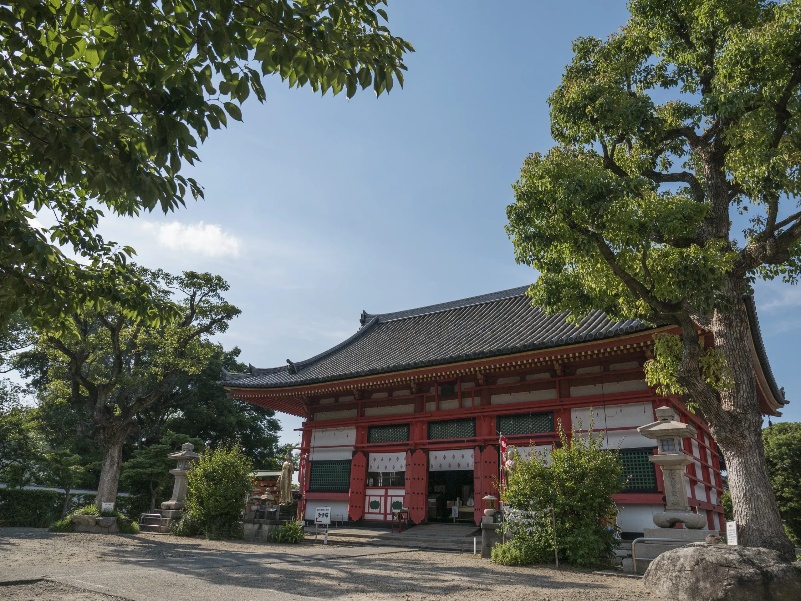 Aizen-do Shoman-in Temple in Osaka